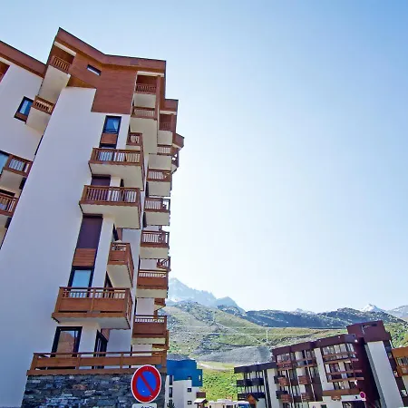 Apartment Les Hauts De Chaviere By Interhome Val Thorens