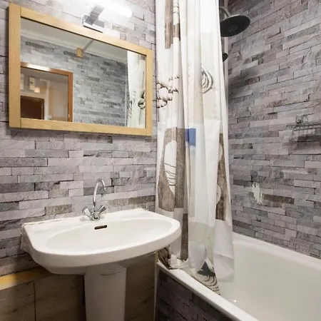 Les Hauts De Chaviere By Interhome Val Thorens
